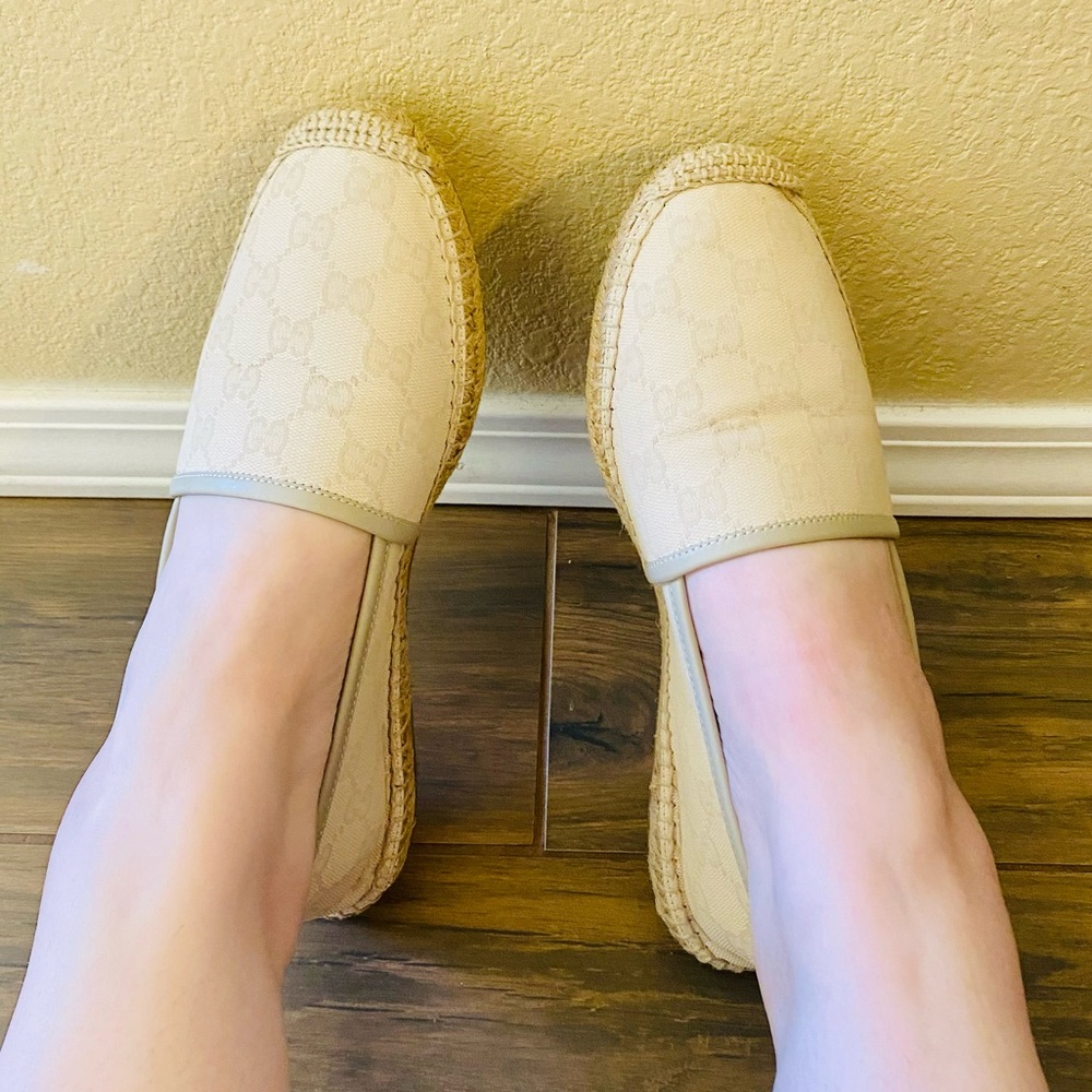 EUC Gucci Cream GG Canvas & Leather Trim Espadrilles - Picture 10 of 16